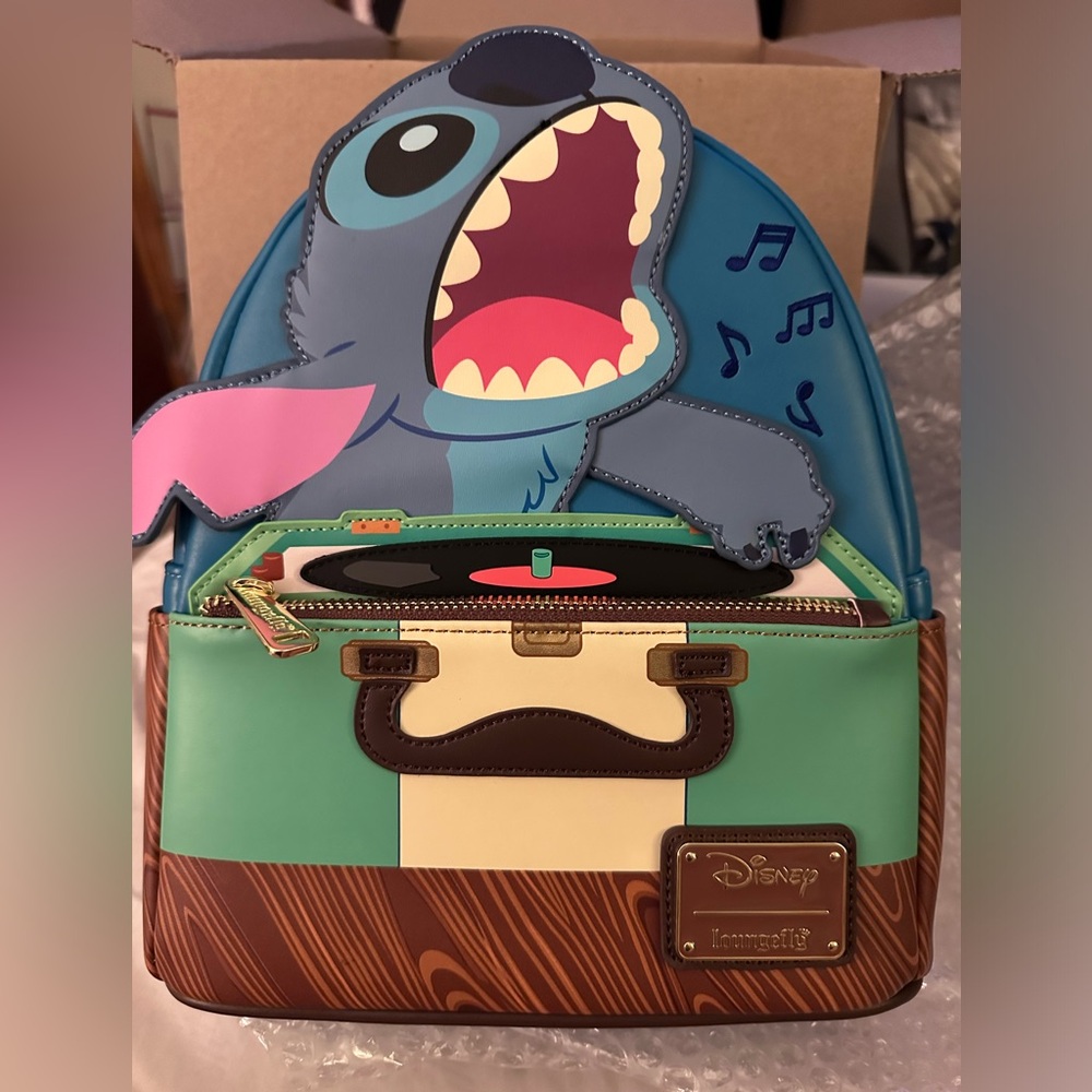 Disney Loungefly Stitch mini Backpack